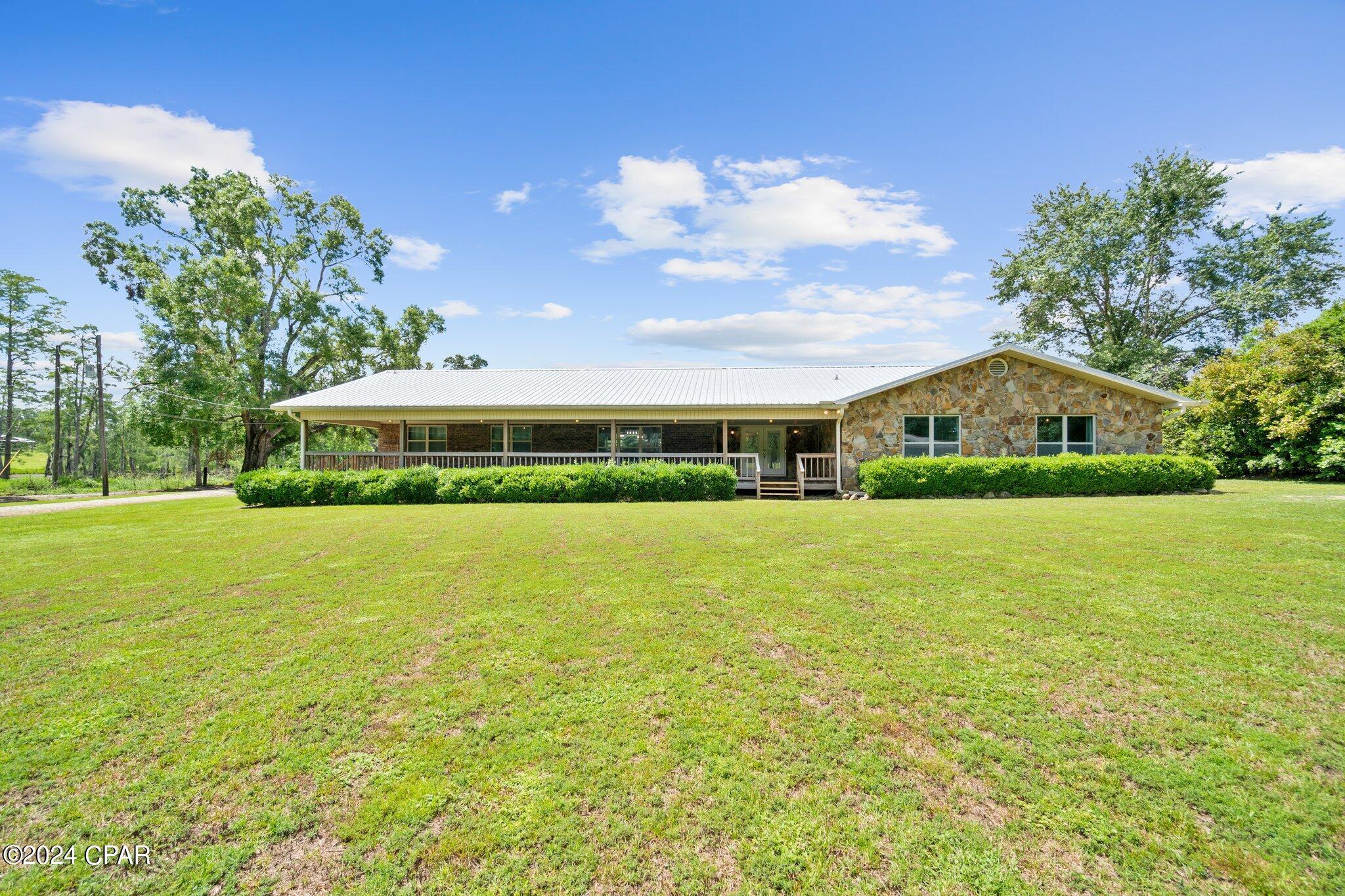 Everett Rd, Graceville, FL 32440