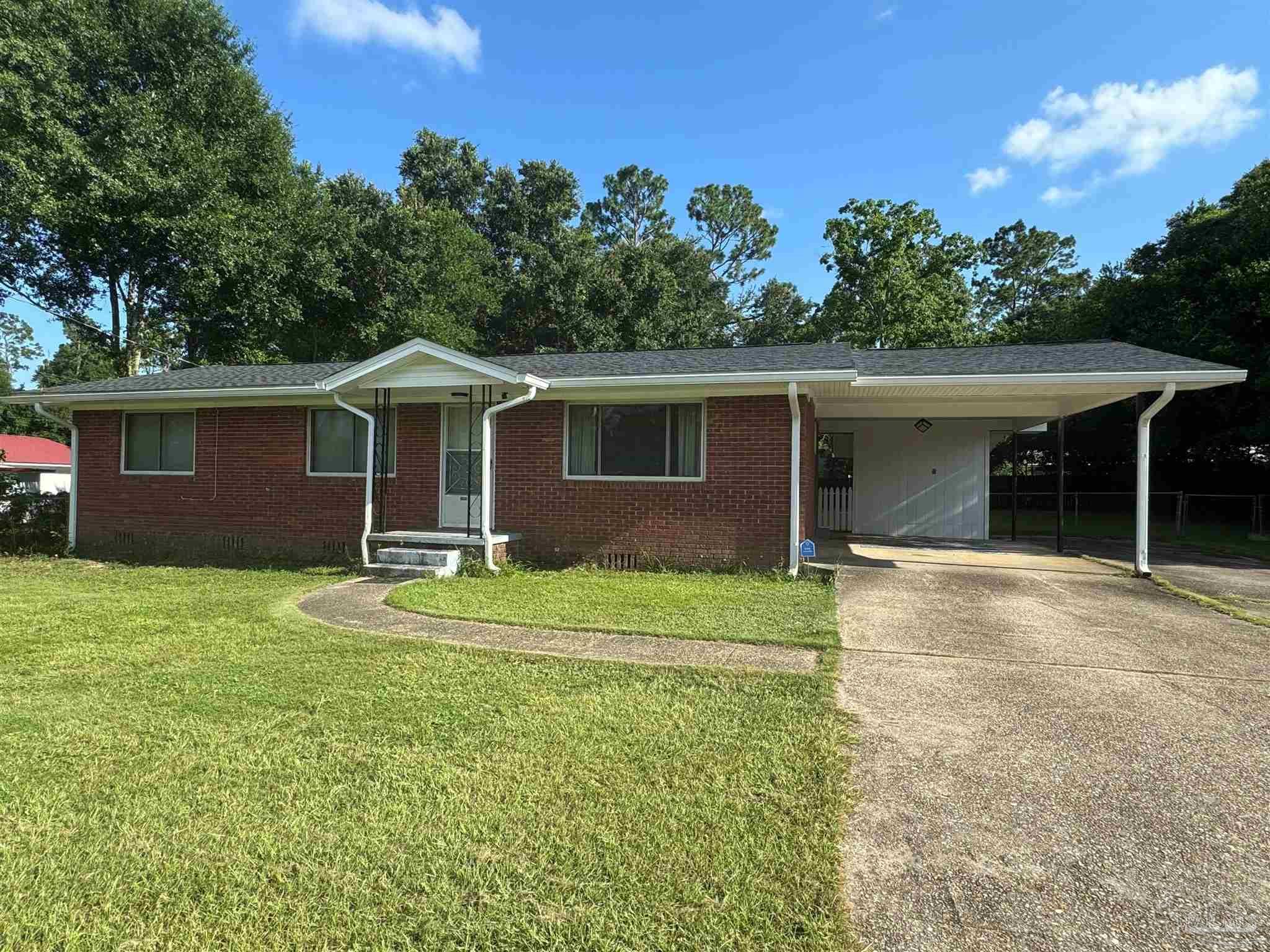 E Kingsfield Rd, Pensacola, FL 32534