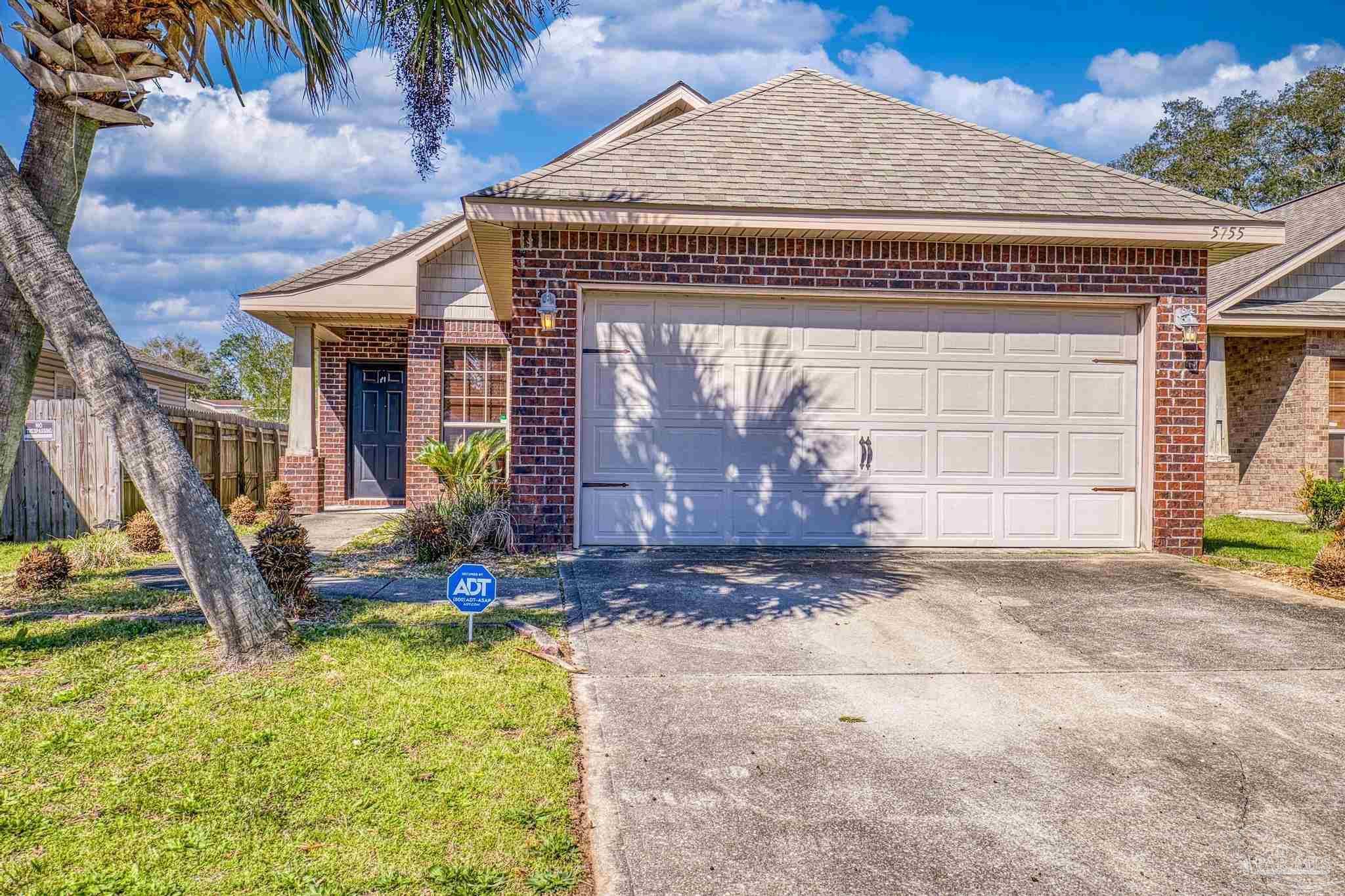 Tryton Cir, Pensacola, FL 32526