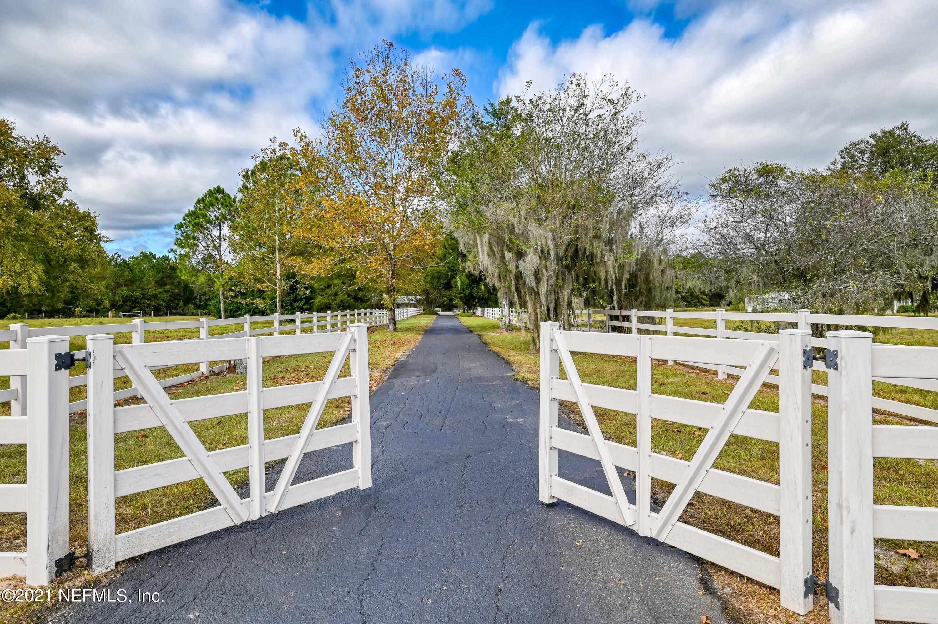 N Highway 17, Palatka, FL 32177