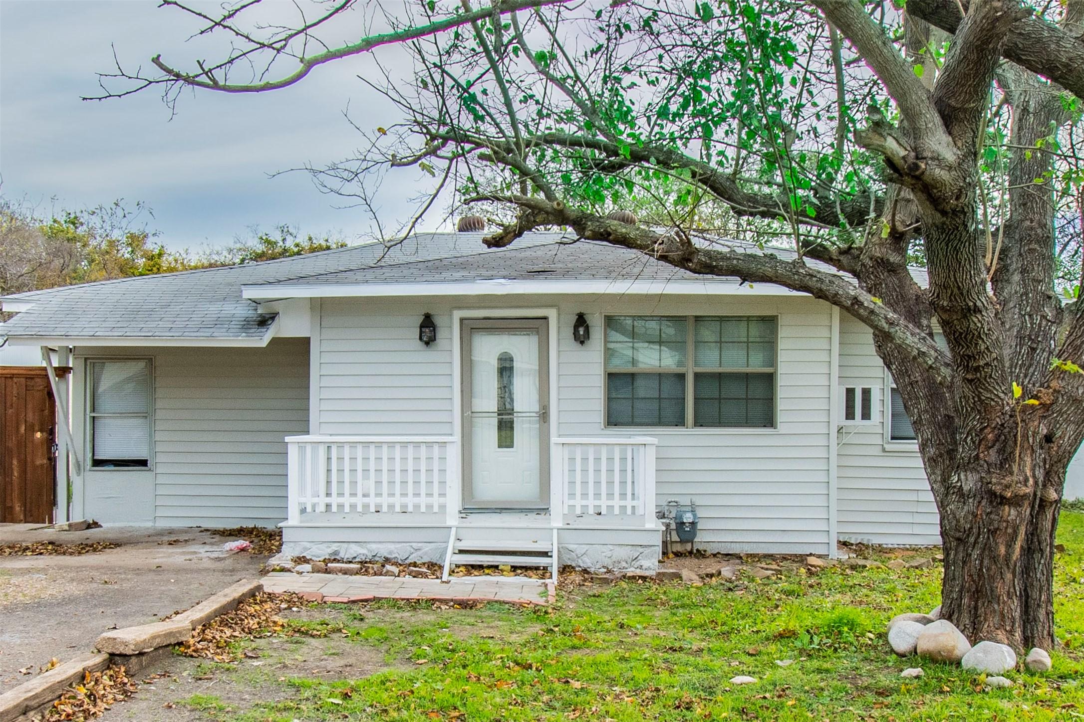 Avenue C, Duncanville, TX 75137