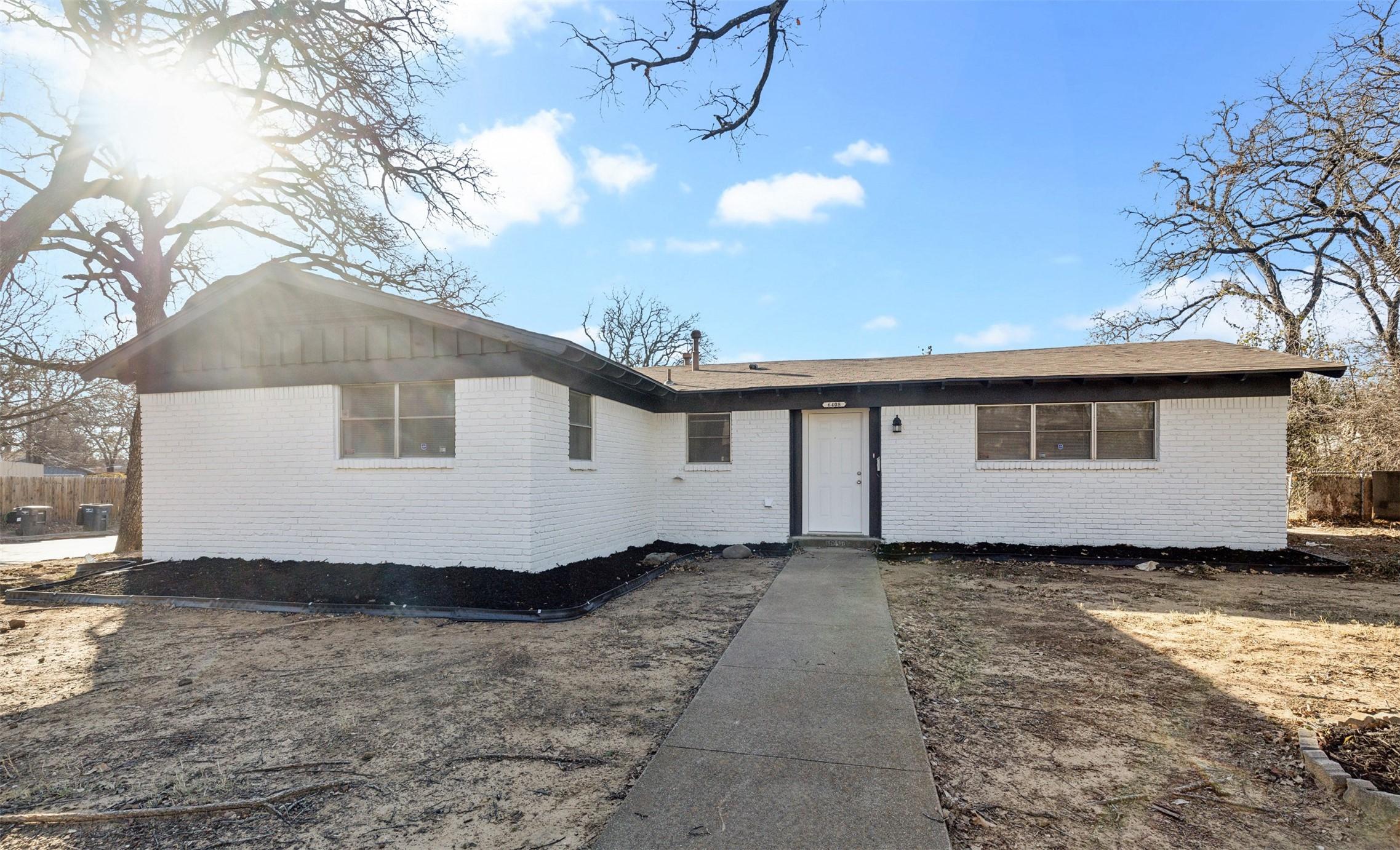 Normandy Rd, Fort Worth, TX 76112