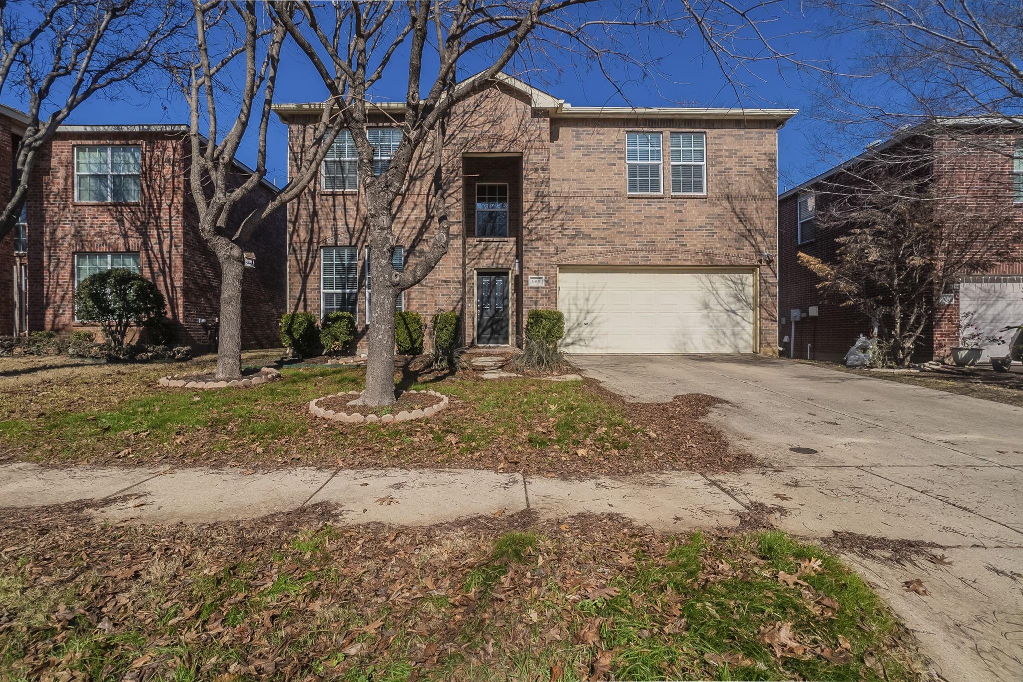 Sun Ray Dr, Denton, TX 76208