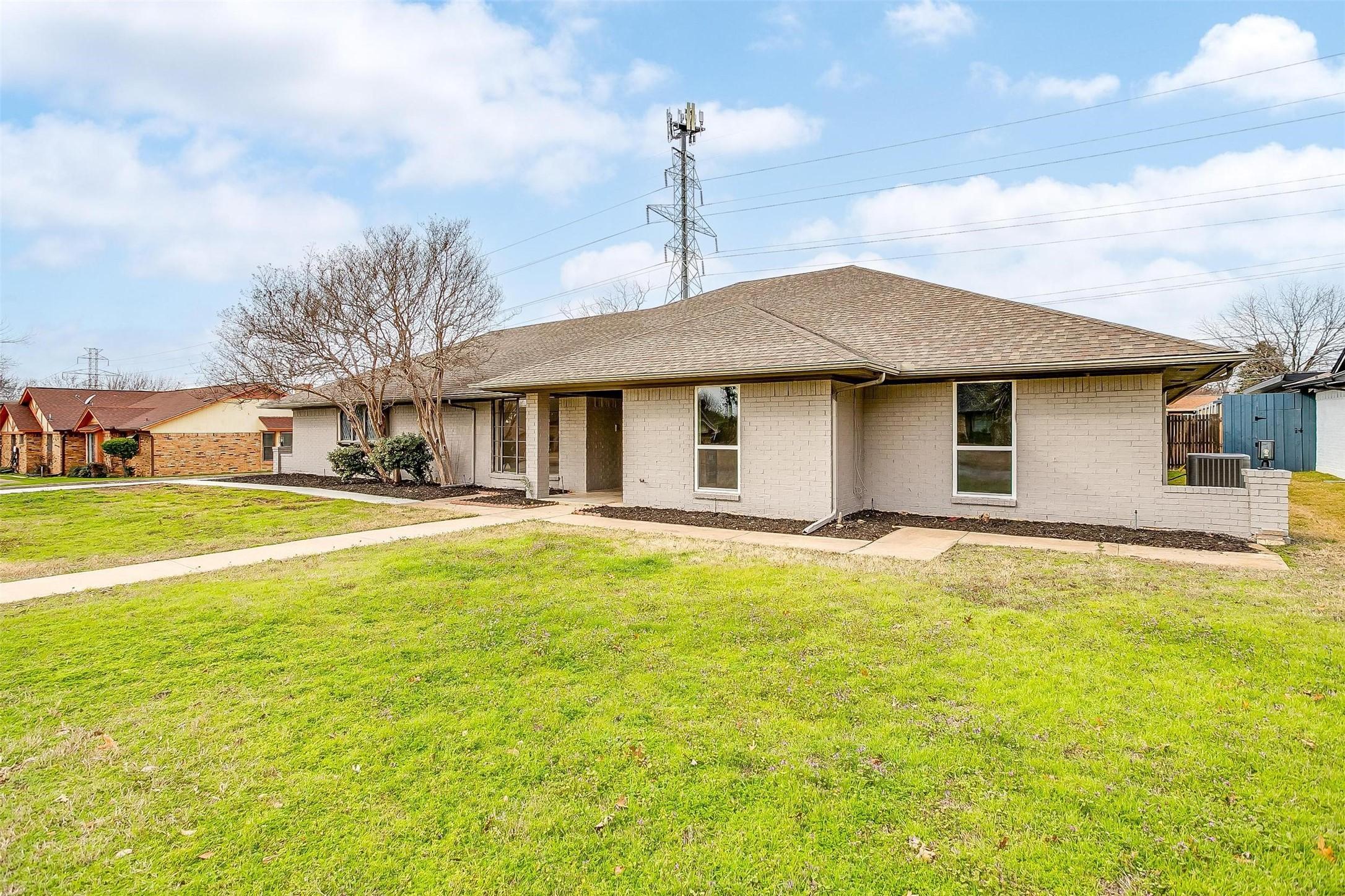 Briley Dr, North Richland Hills, TX 76180