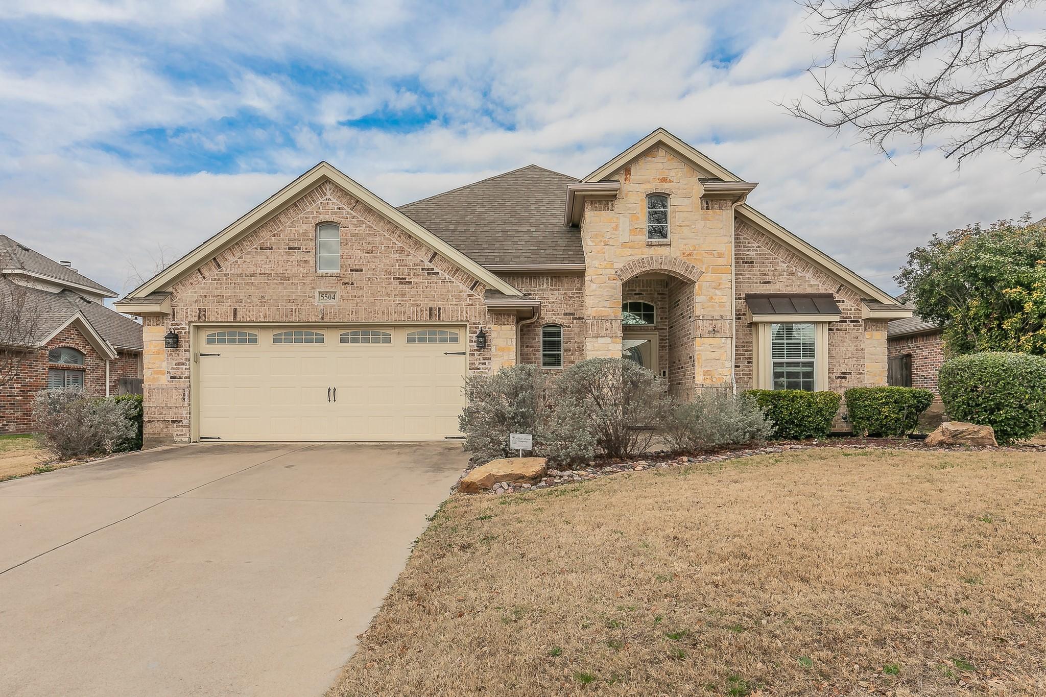 La Bandera Trl, Benbrook, TX 76126