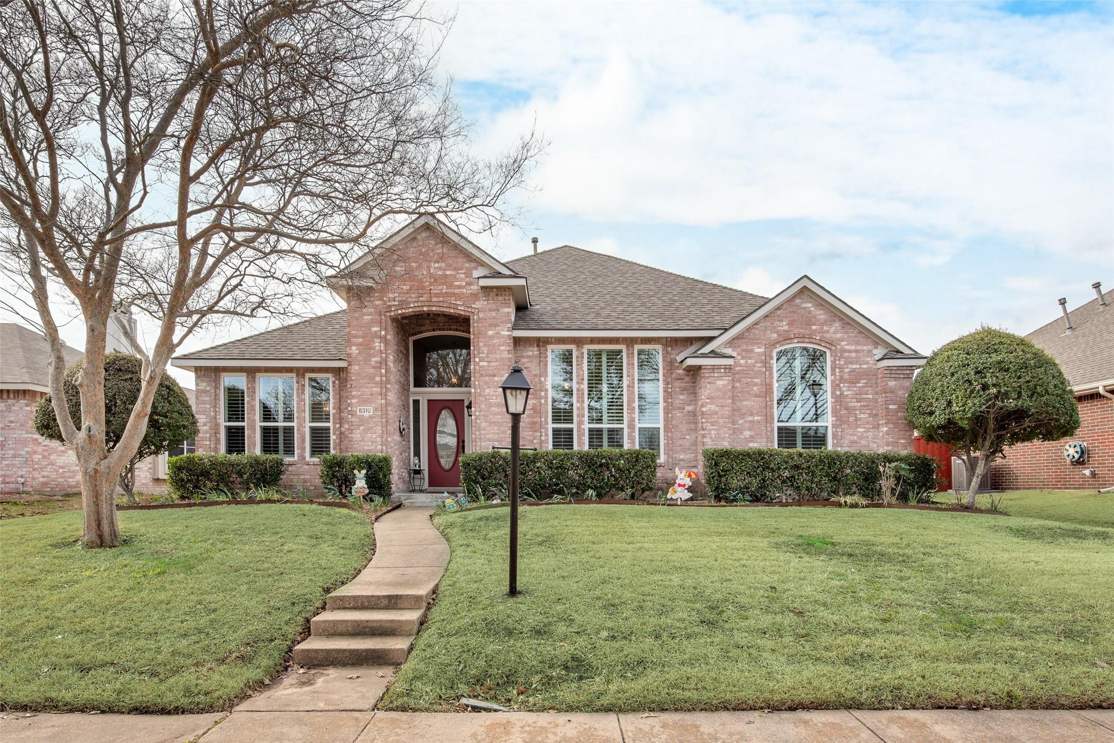 Greenspoint Dr, Rowlett, TX 75088