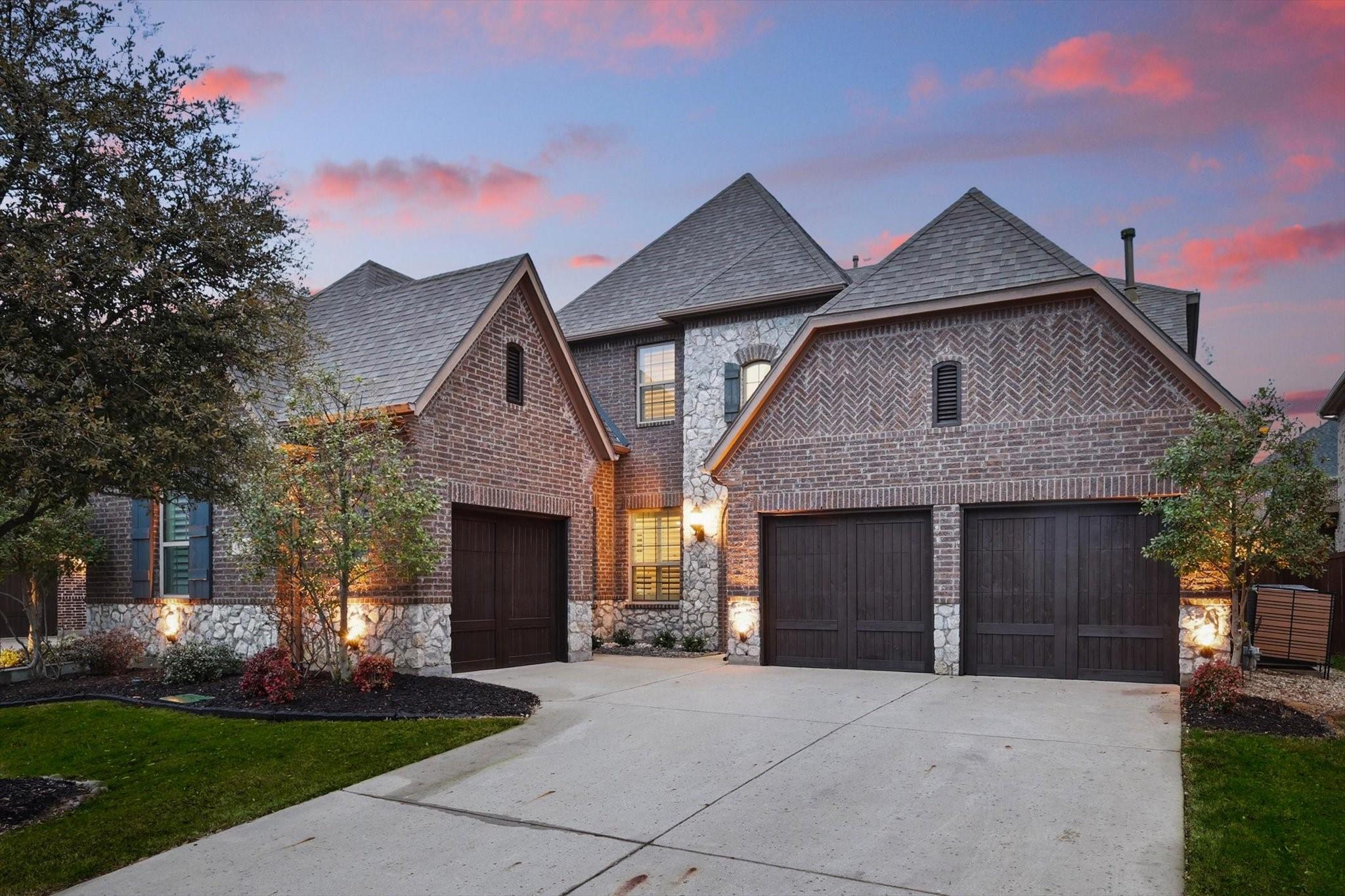 Man O War Rd, Carrollton, TX 75010
