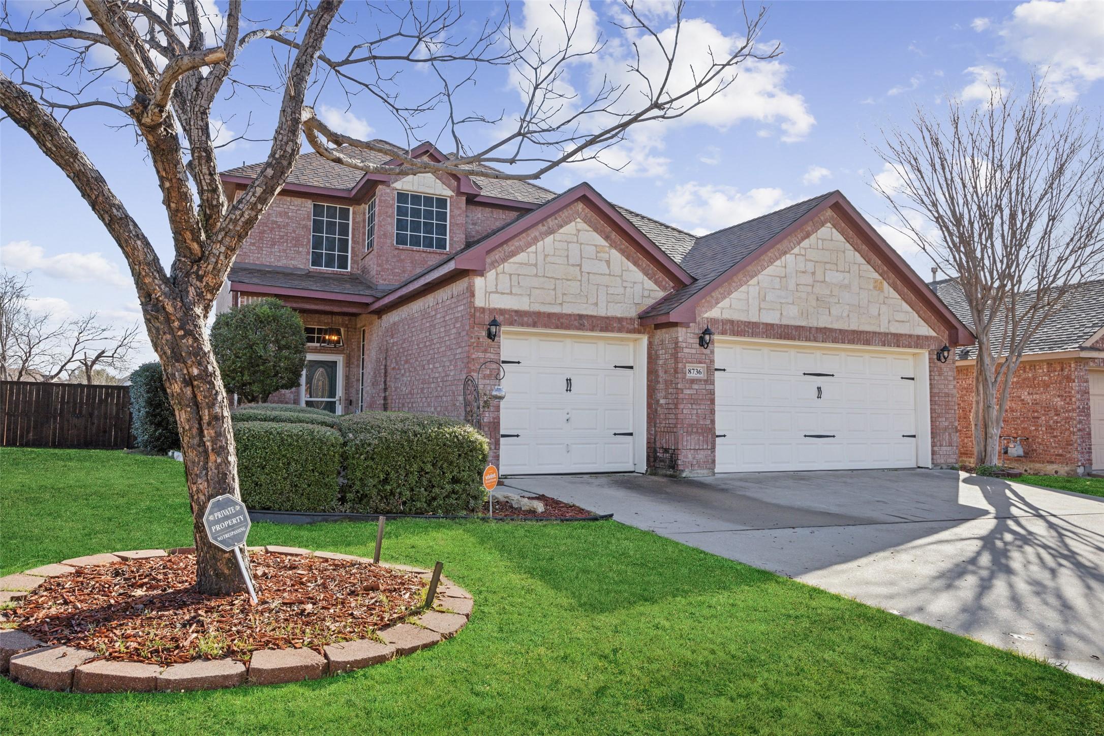 Corral Cir, Fort Worth, TX 76244