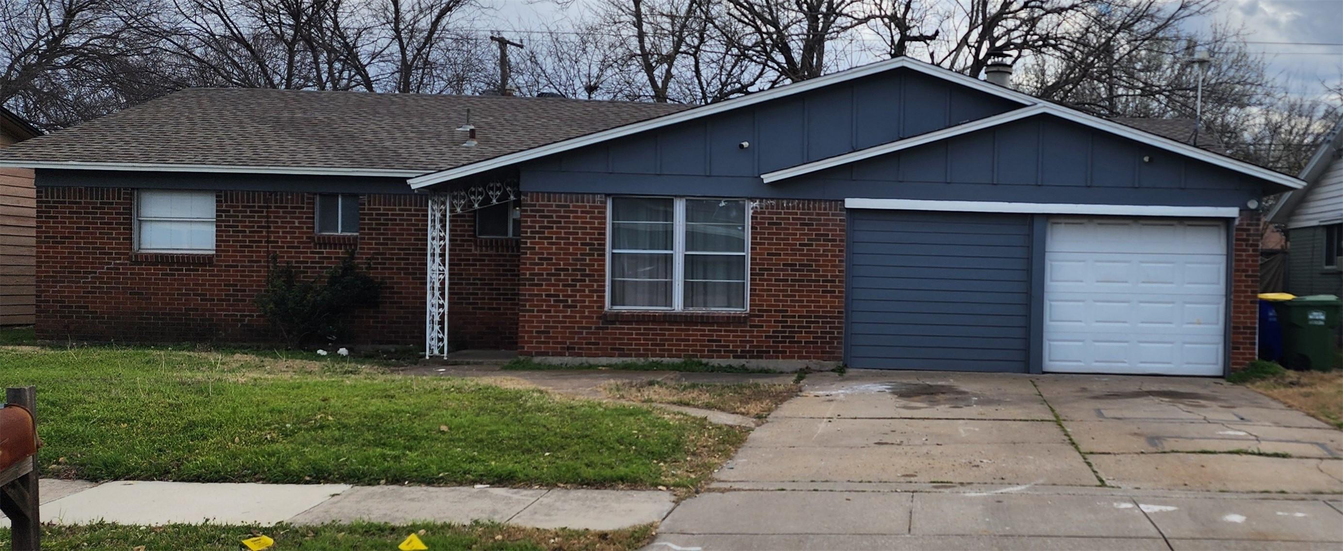 Shipp Dr, Fort Worth, TX 76148