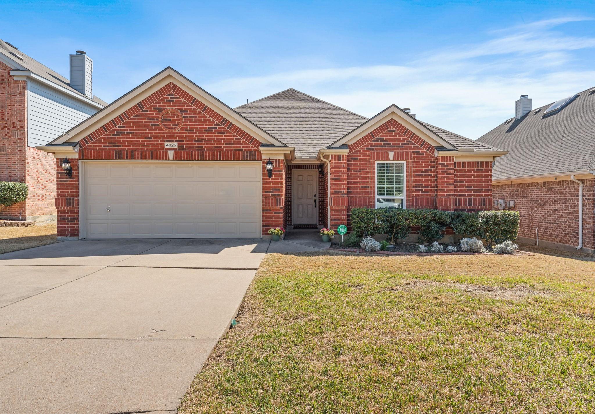 Summer Oaks Ln, Fort Worth, TX 76123