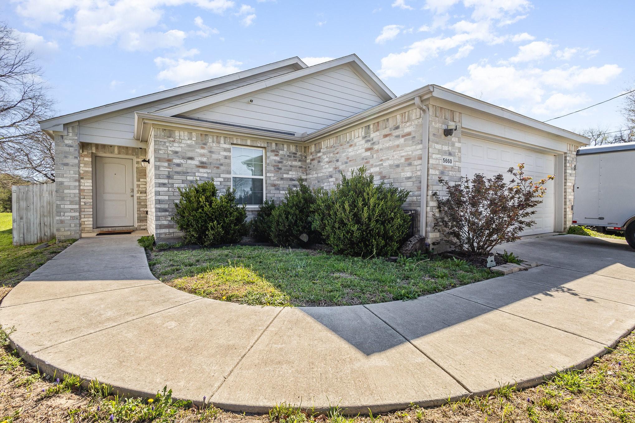 Bon Aire Dr, Dallas, TX 75241