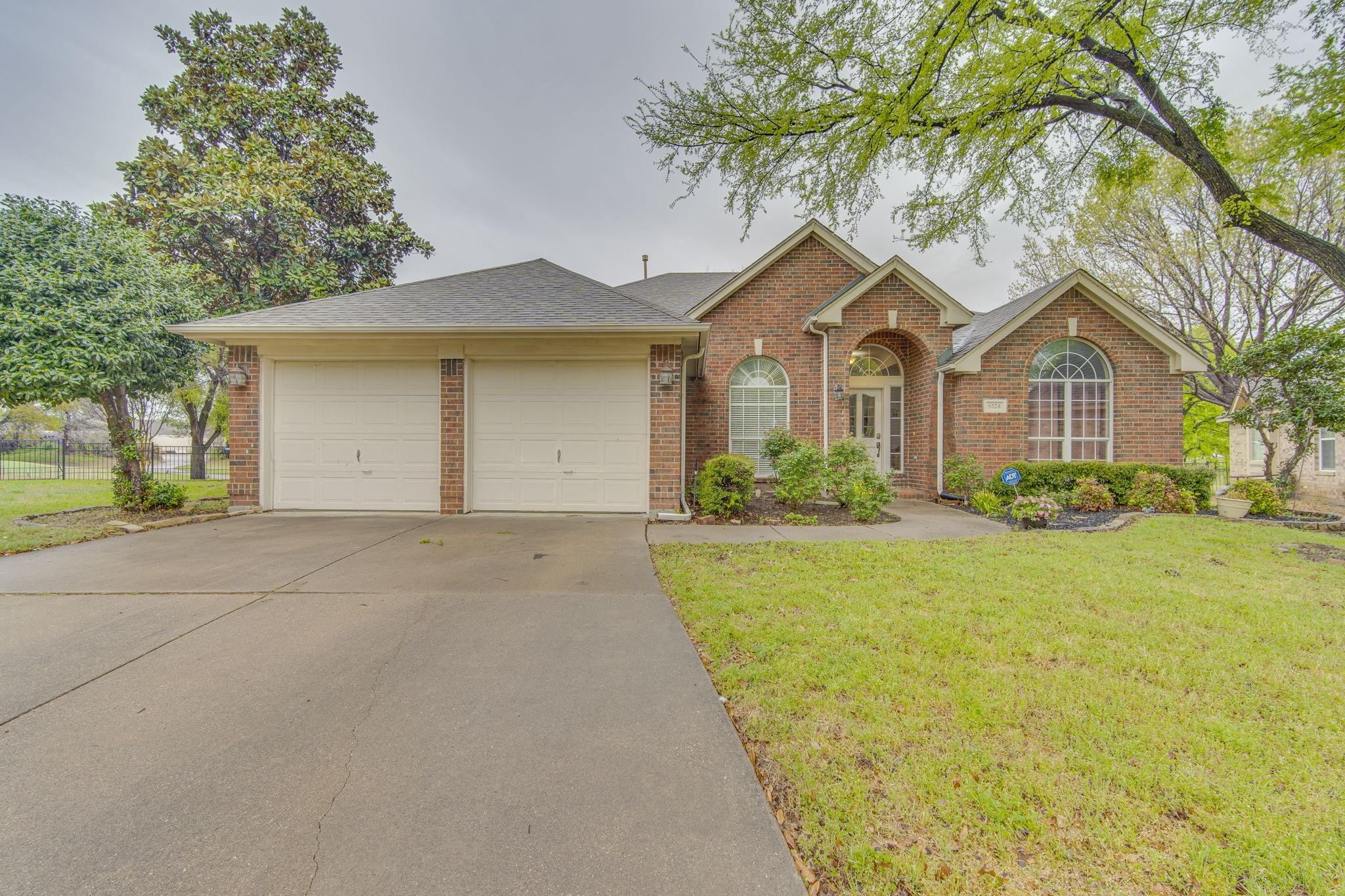 Stone Creek Trl, Fort Worth, TX 76137