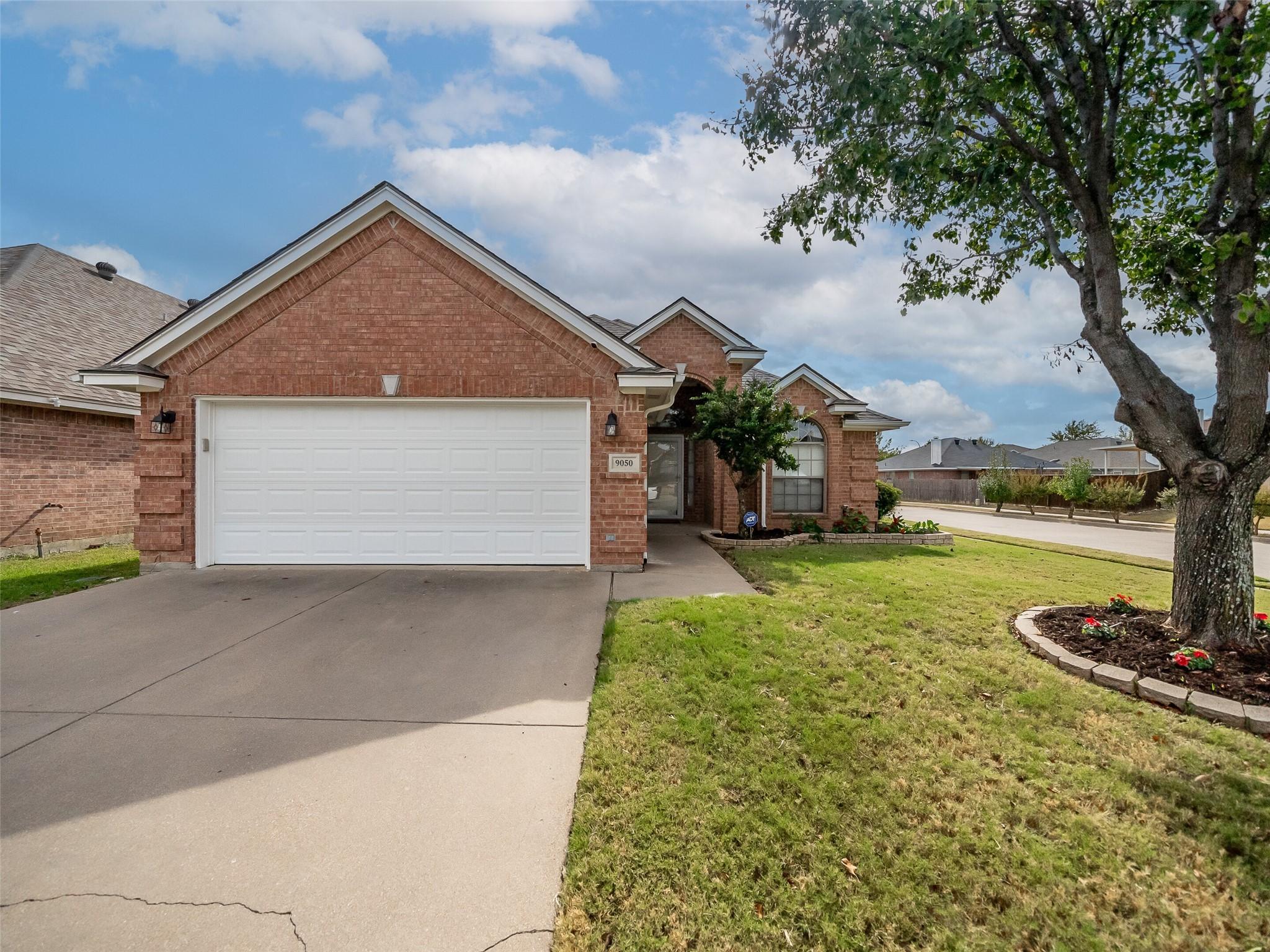River Trails Blvd, Fort Worth, TX 76118