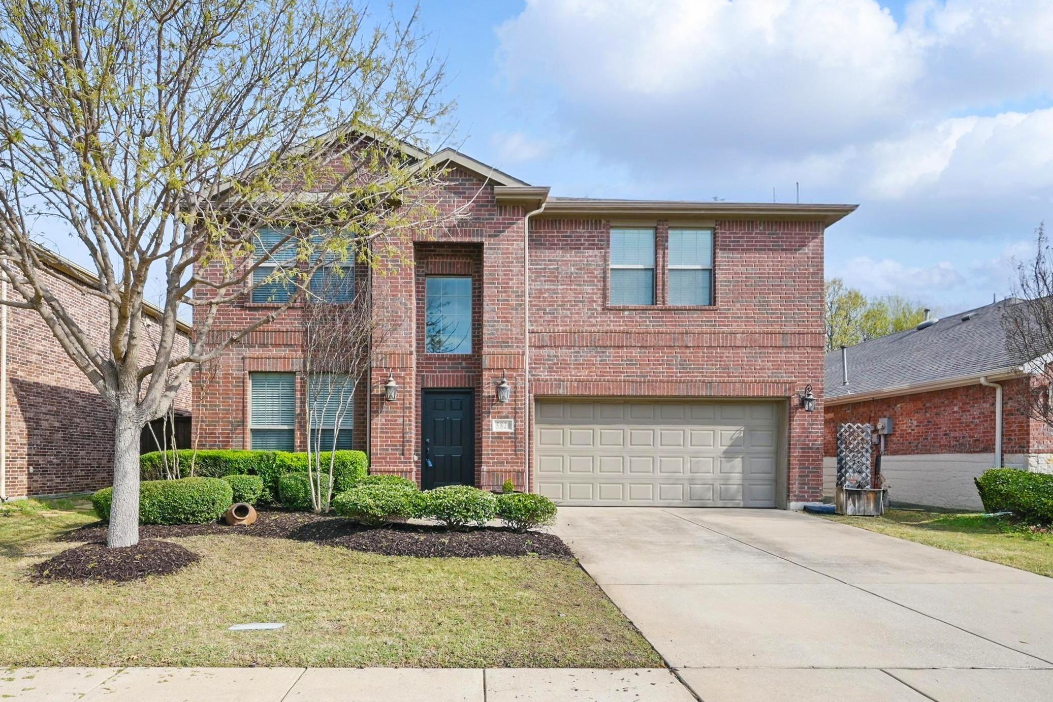Lodgestone Dr, Mckinney, TX 75070