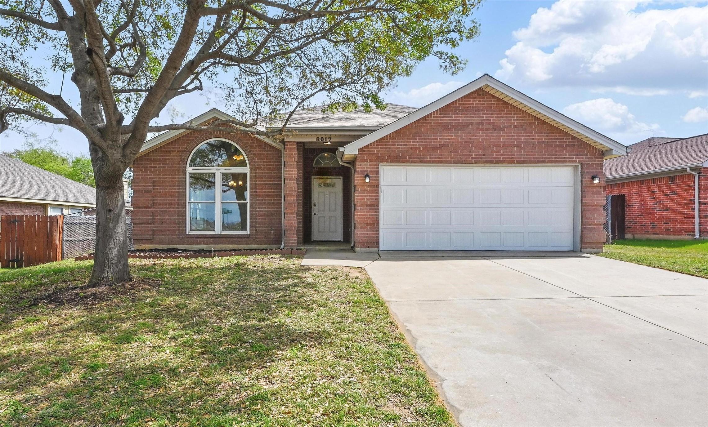 Natalie Dr, Fort Worth, TX 76134