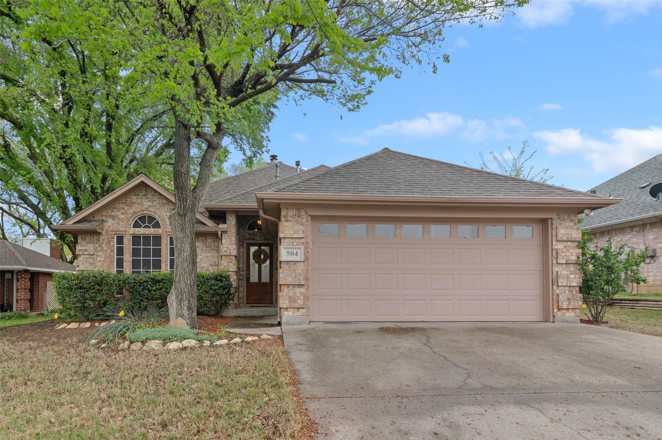 Chateau Ct, Denton, TX 76209