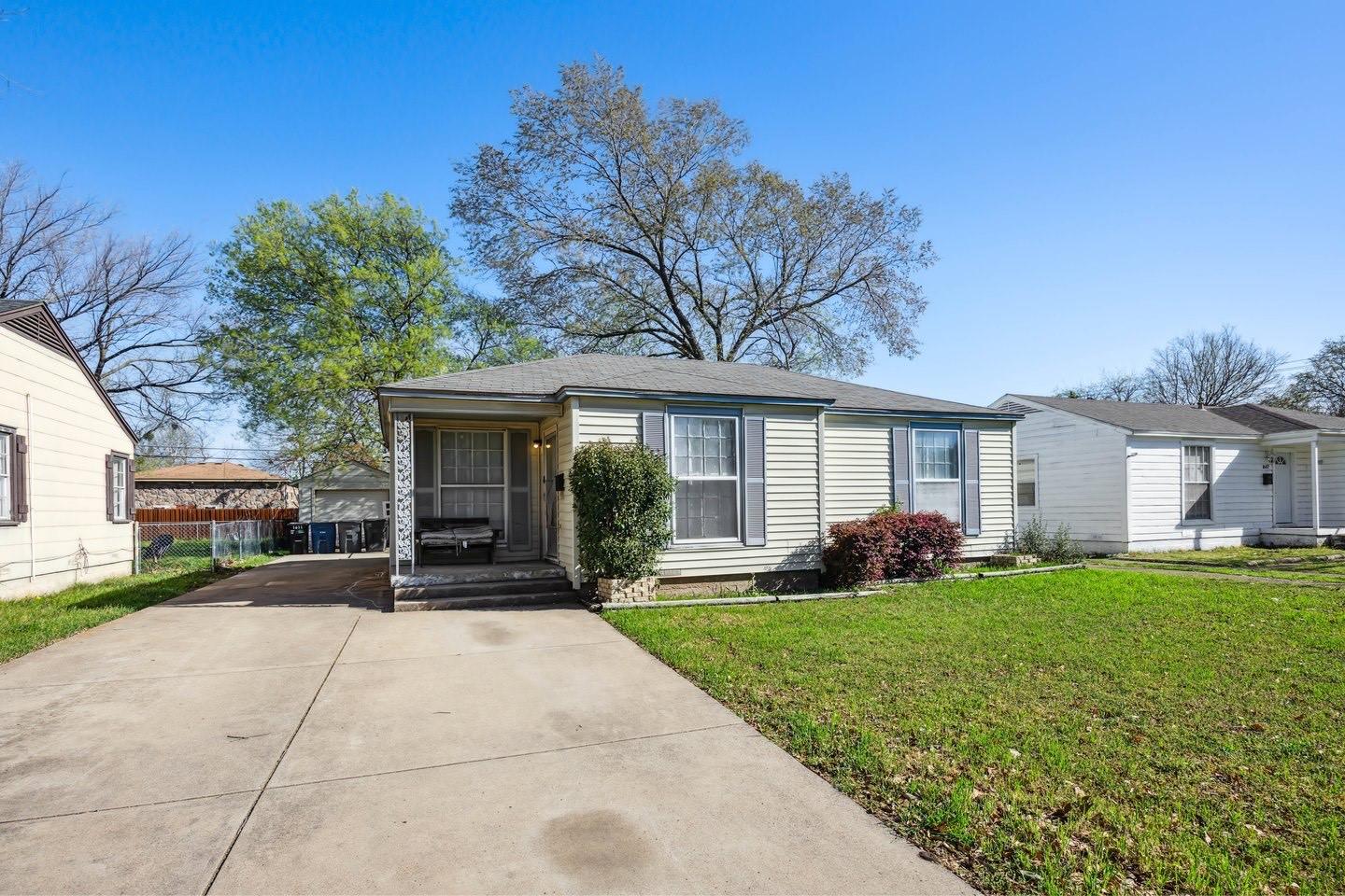 Mcadams Ave, Dallas, TX 75224
