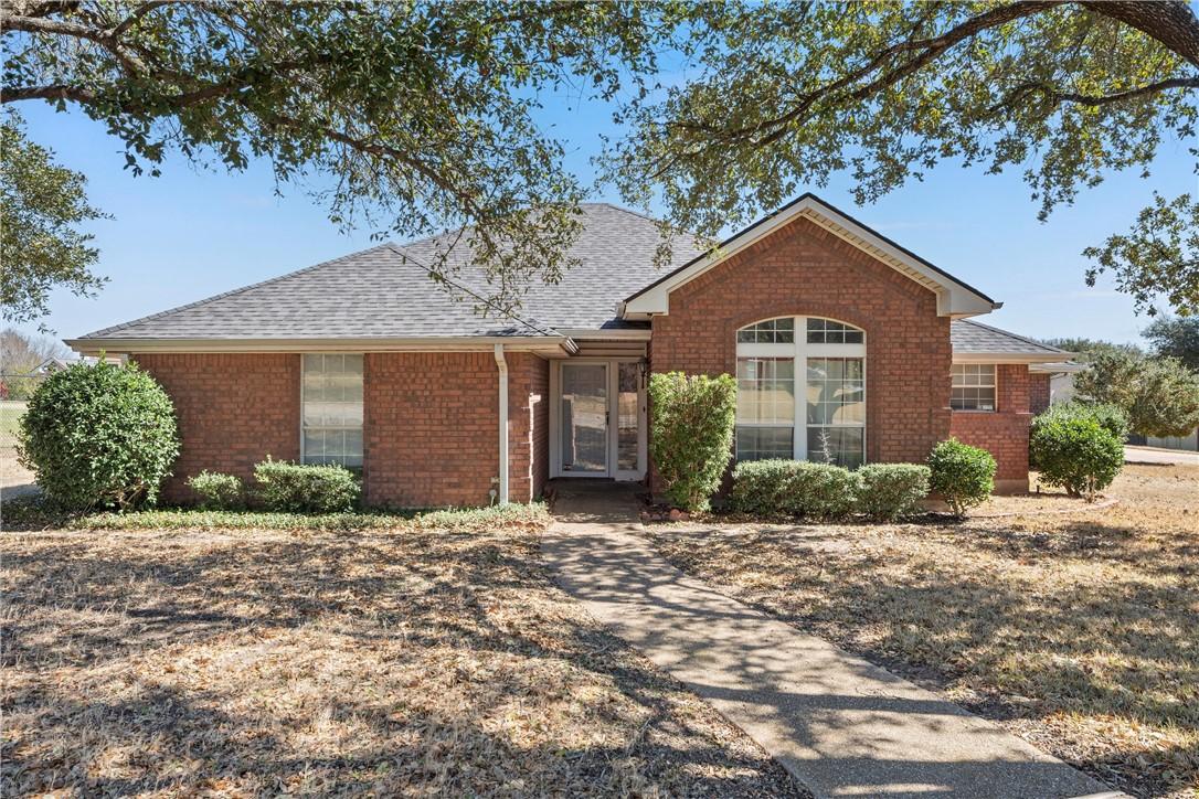 Aztec Dr, Robinson, TX 76706
