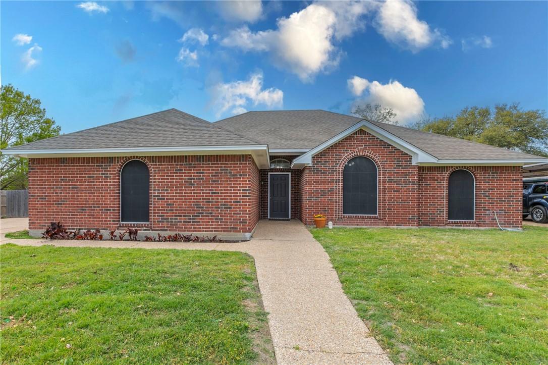 Crested Butte Dr, Hewitt, TX 76643