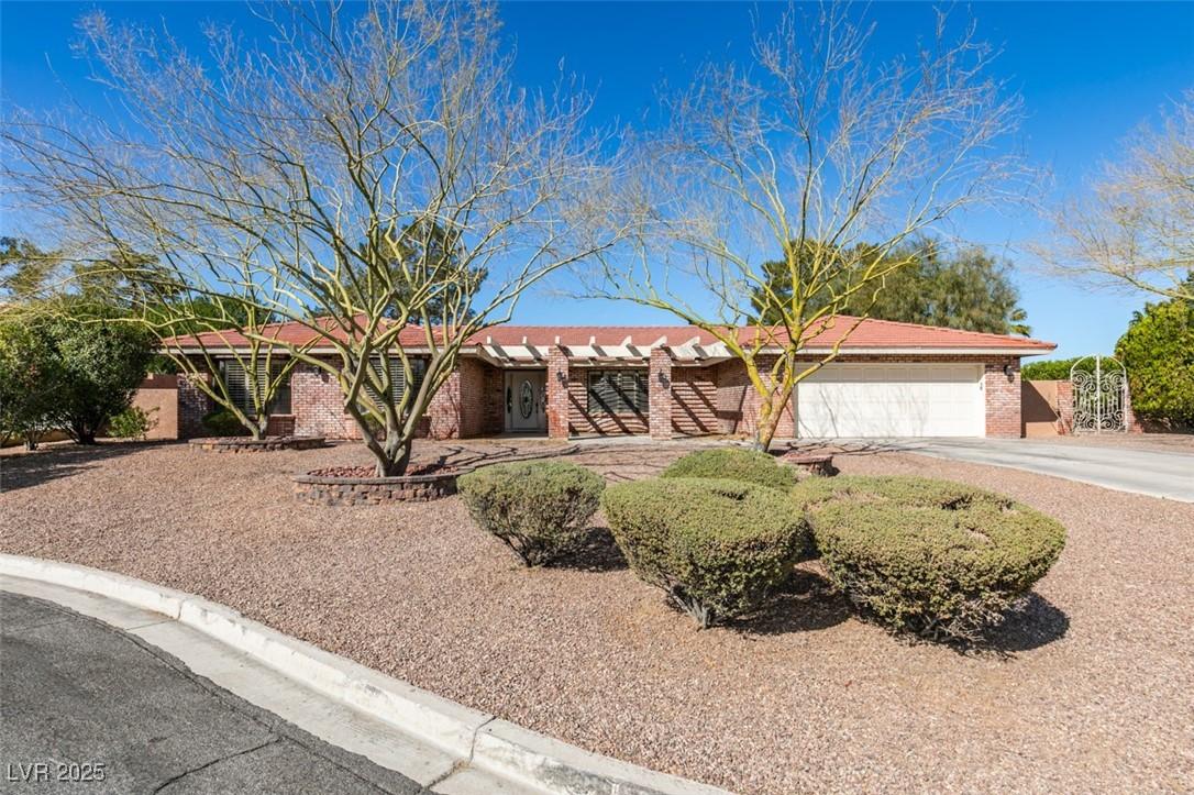 Almart Cir, Henderson, NV 89014