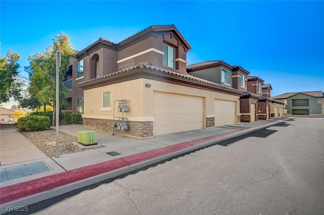W Charleston Blvd, Las Vegas, NV 89117