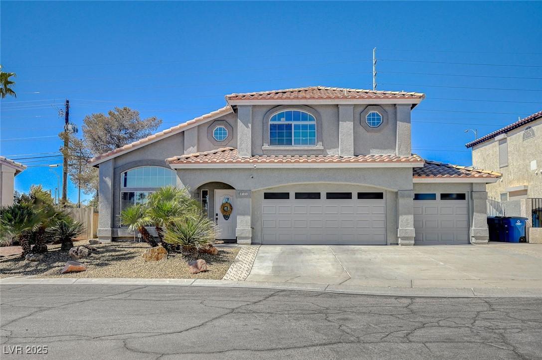 Hawk Canyon St, Henderson, NV 89074