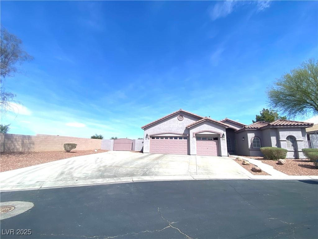 Martinsville Pl, Las Vegas, NV 89110