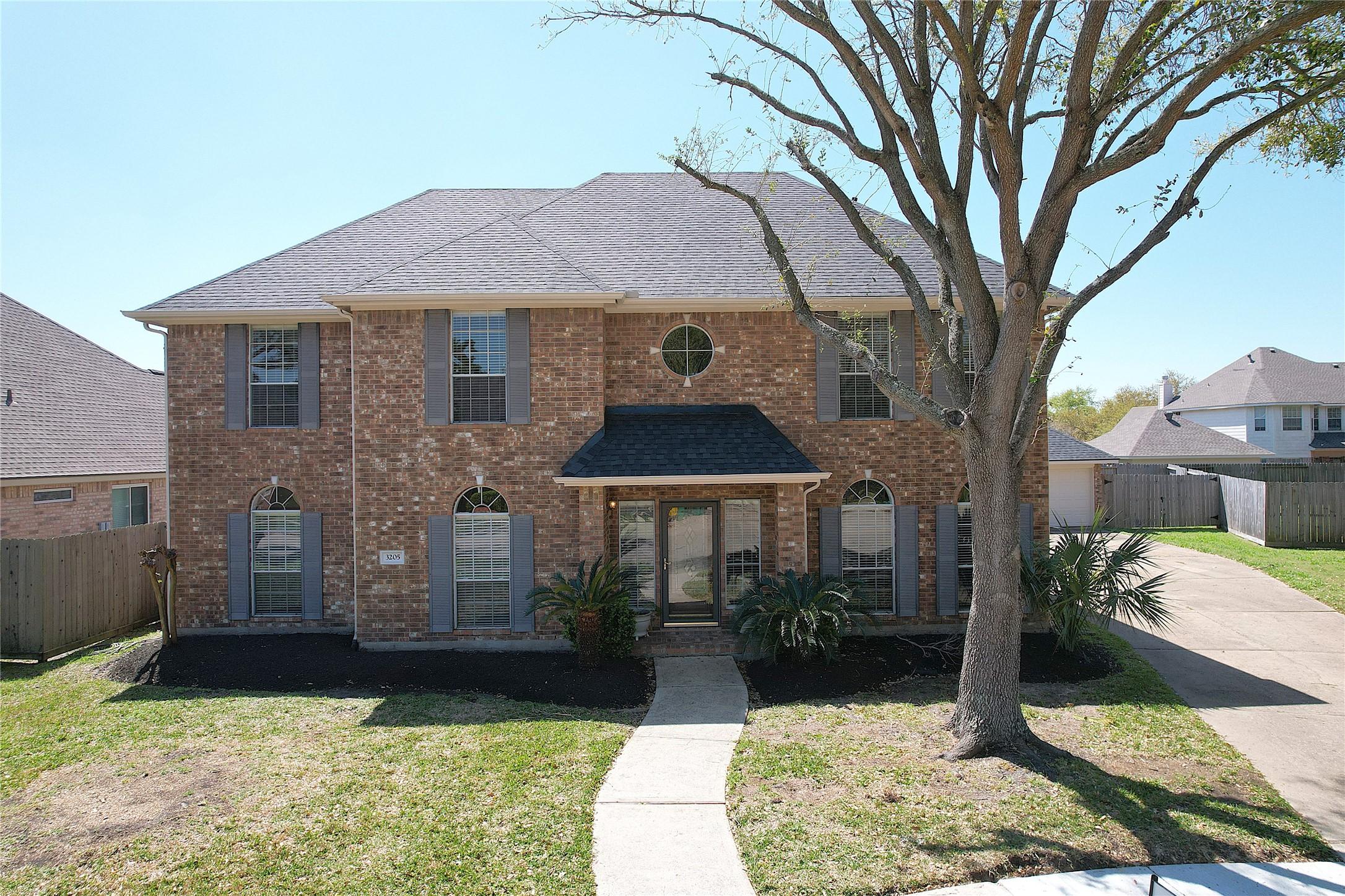 Scenic Shore Dr, Seabrook, TX 77586