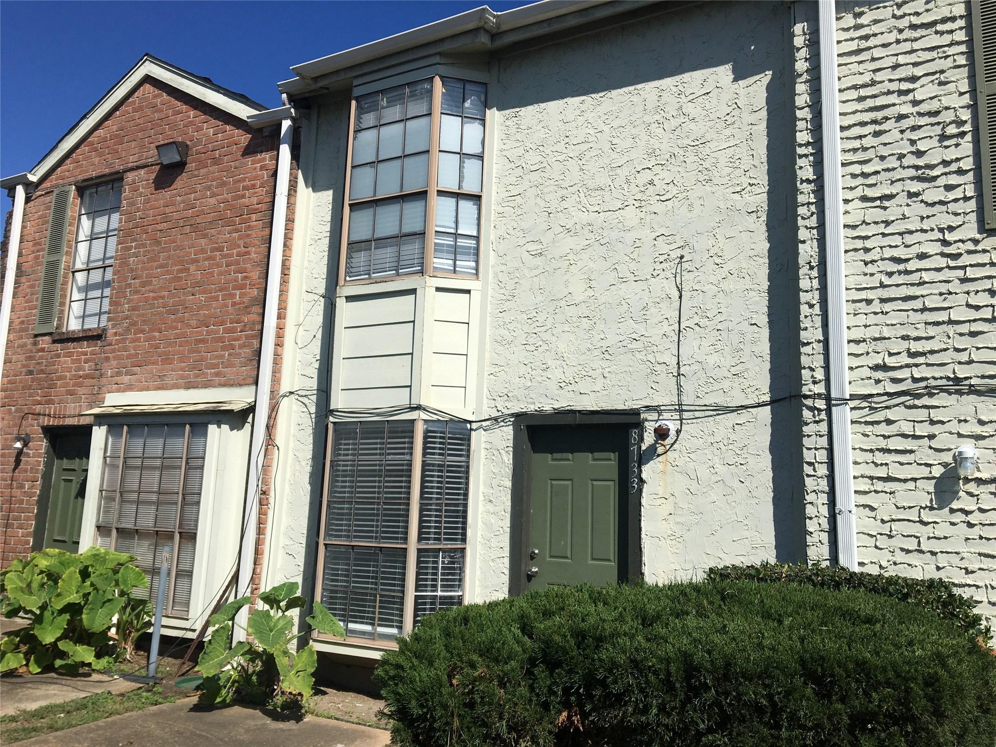 Victorian Village Dr, Houston, TX 77071