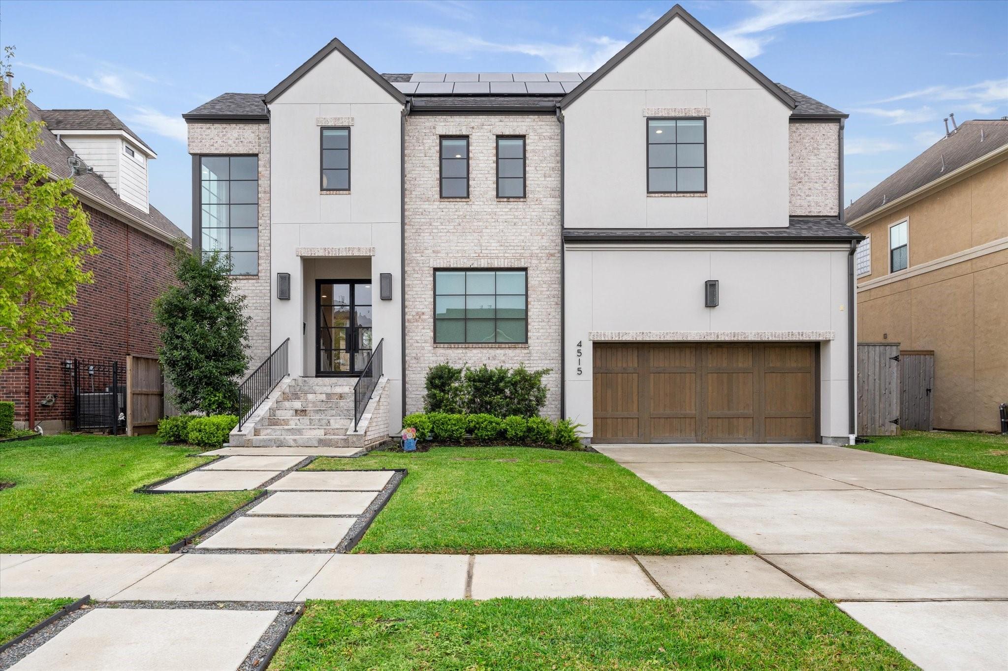Maple St, Bellaire, TX 77401