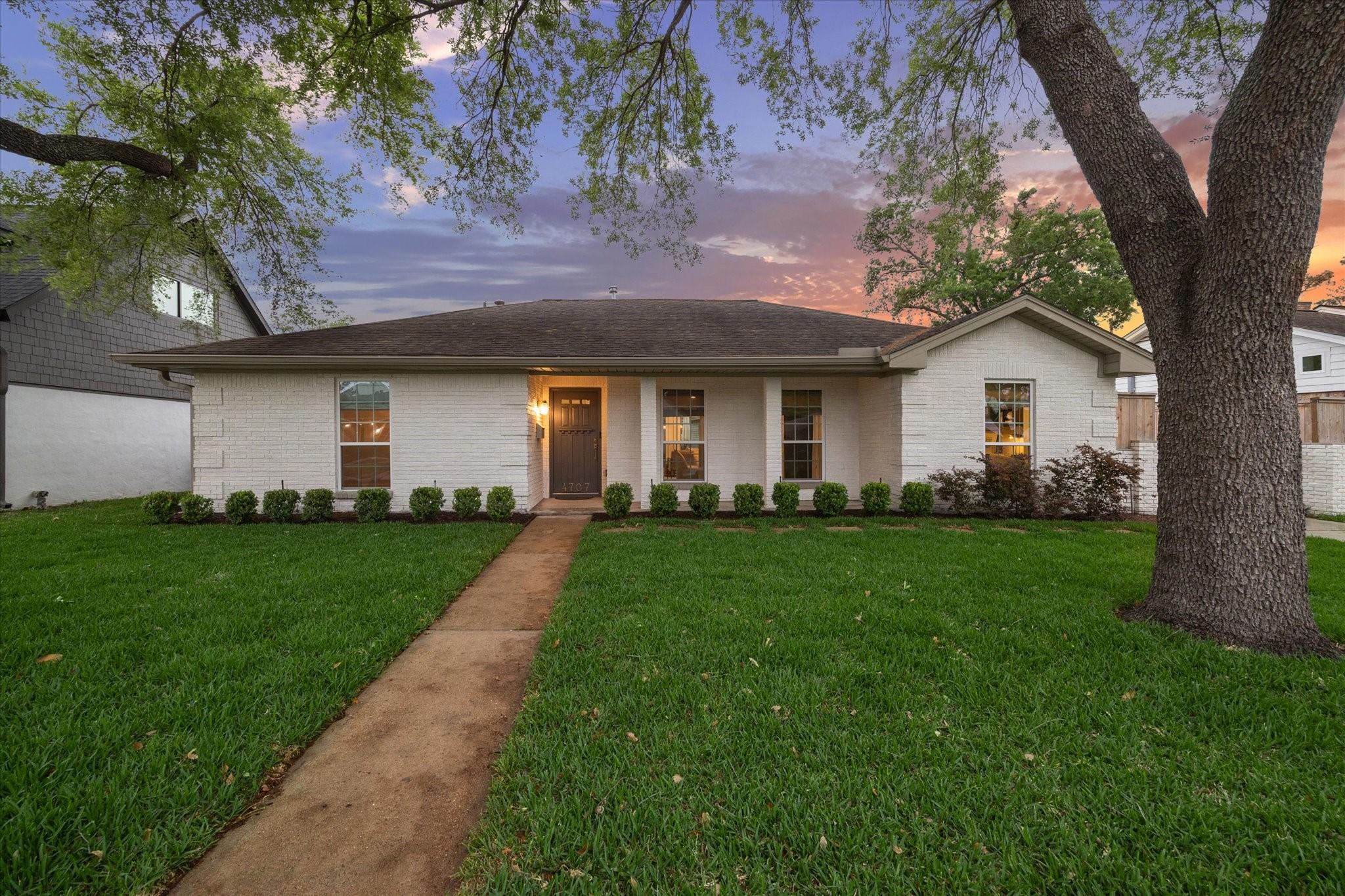 Thornton Cir, Houston, TX 77018