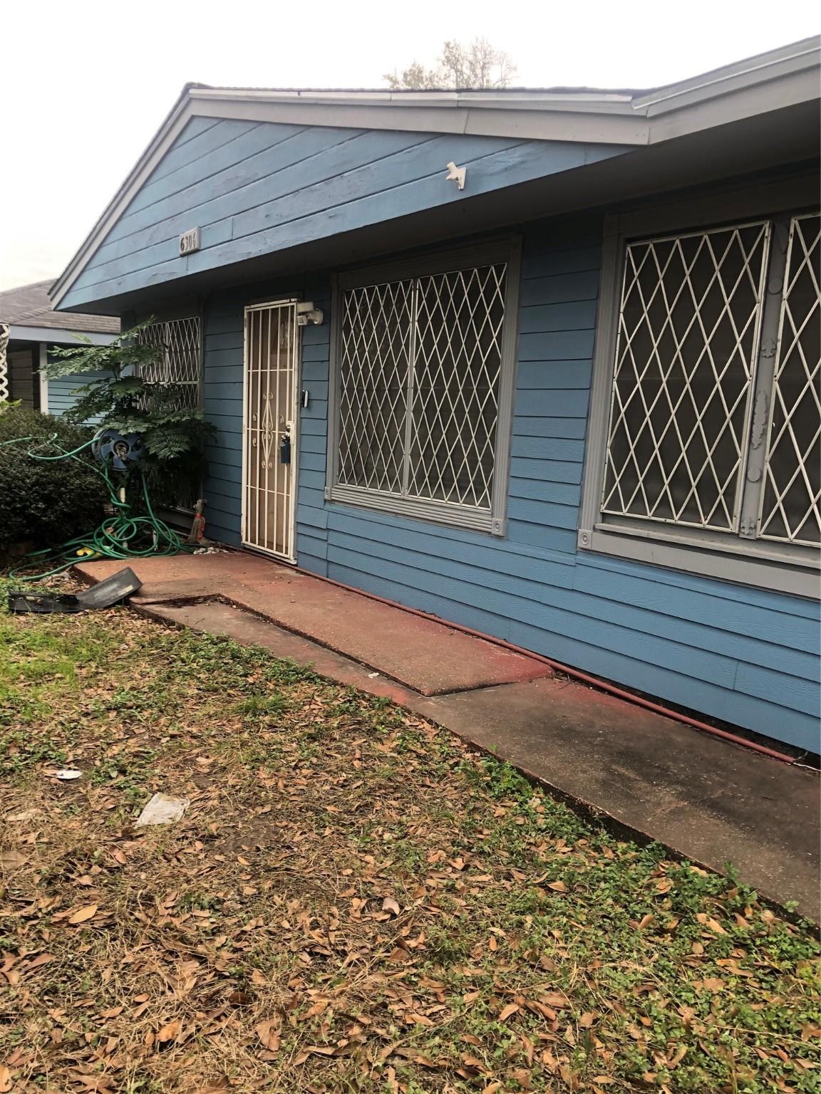 Thrush Dr, Houston, TX 77087