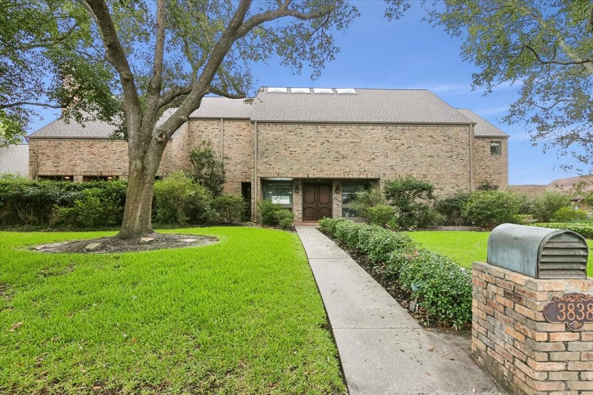 Chandelle Ln, Port Arthur, TX 77642