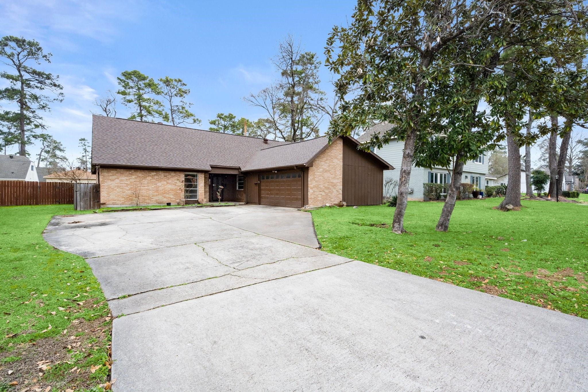 Shenandoah Dr, Spring, TX 77381