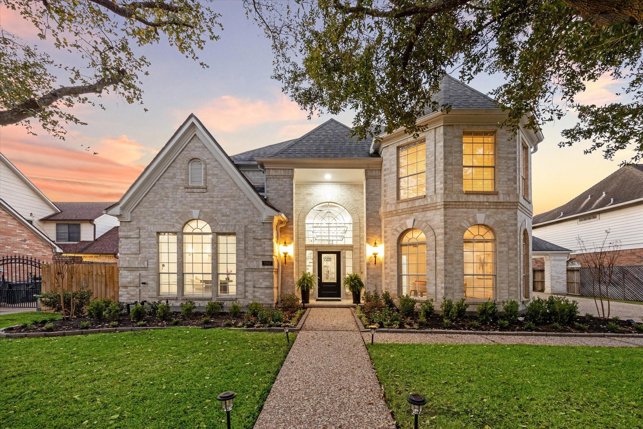 Honor Dr, Houston, TX 77041