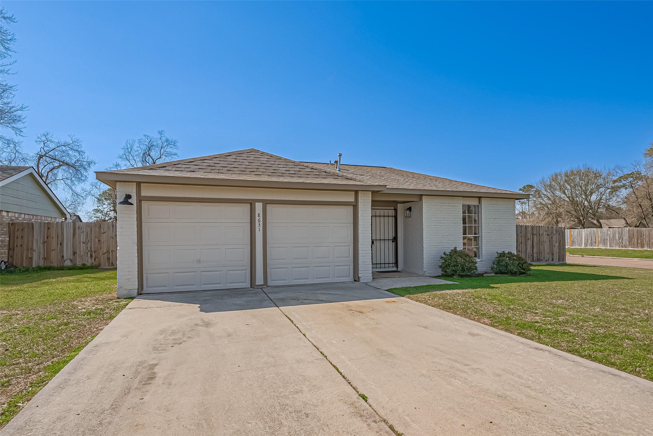 Valley Flag Dr, Houston, TX 77078
