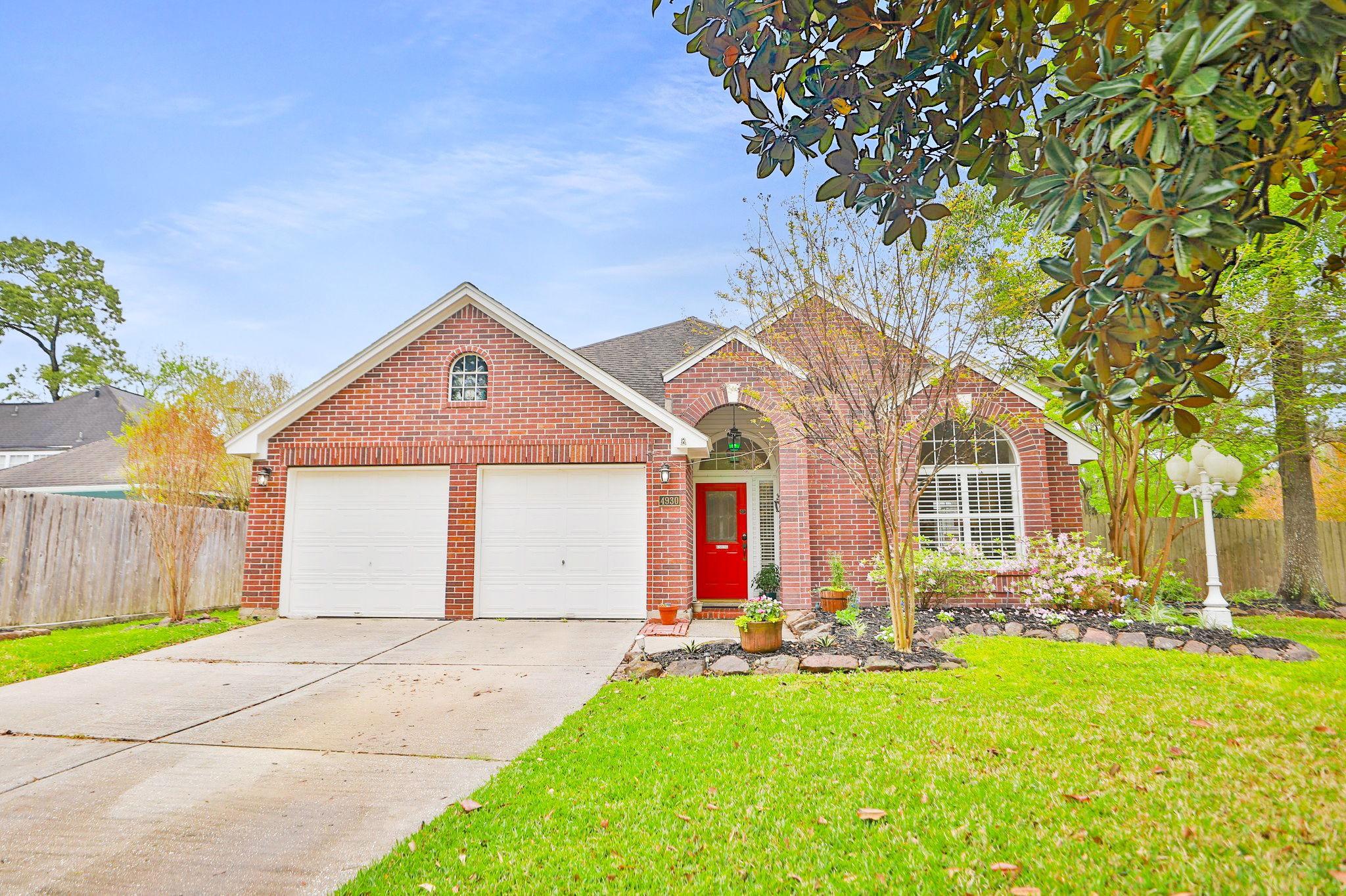 Greenriver Valley Dr, Kingwood, TX 77345