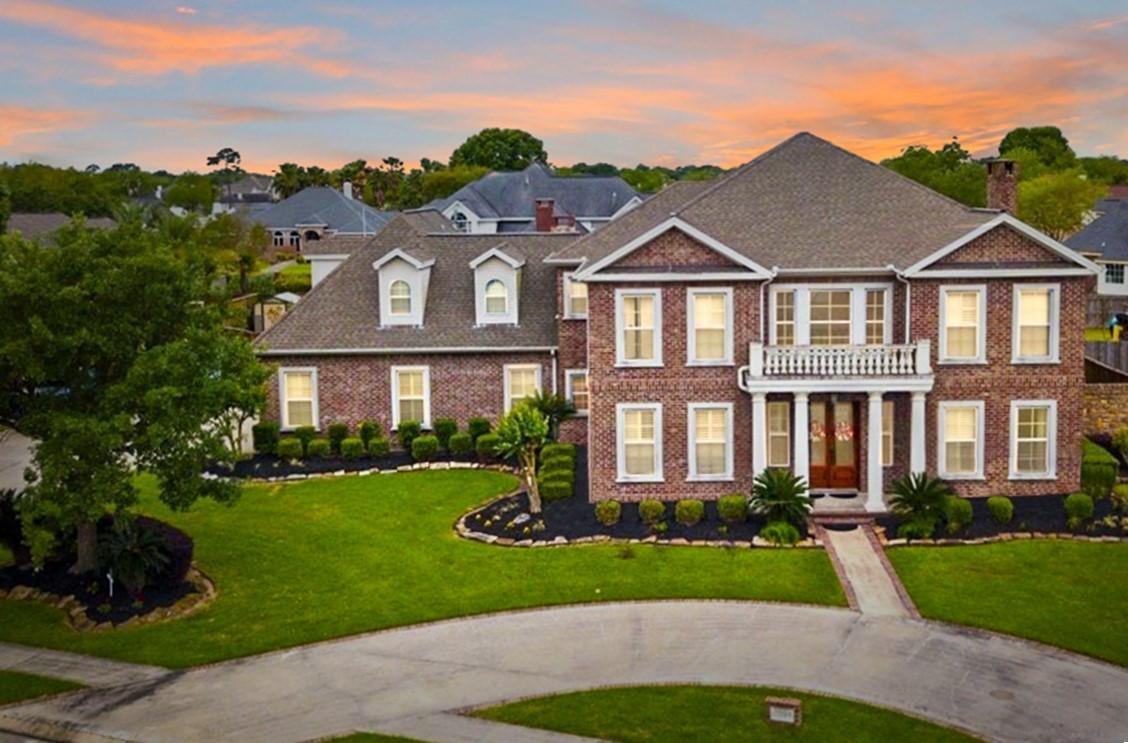 Canterbury Ln, Port Neches, TX 77651