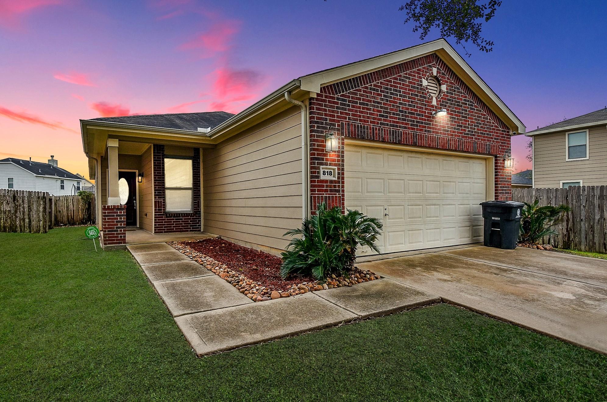 Staffordale Manor Ln, Houston, TX 77047