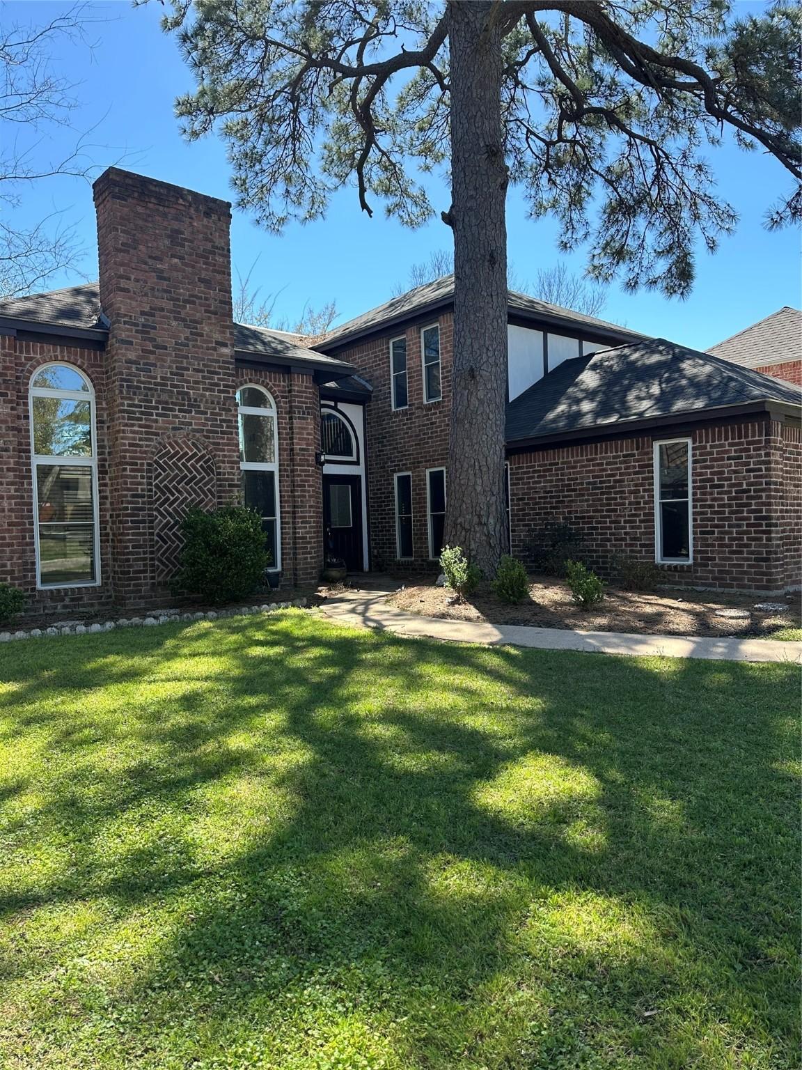 Greenvale Ln, Houston, TX 77066