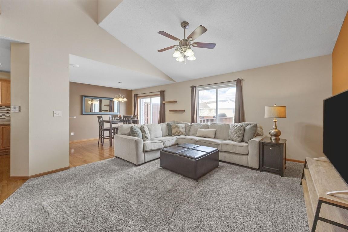 Widgeon Ct, Marion, IA 52302