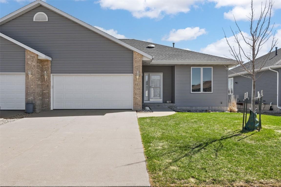 Winterberry Pl Ne, Cedar Rapids, IA 52402