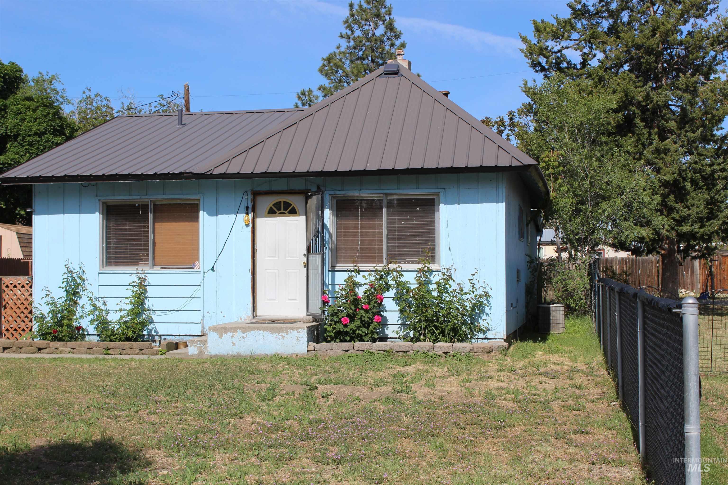 Nw 2nd St, Ontario, OR 97914