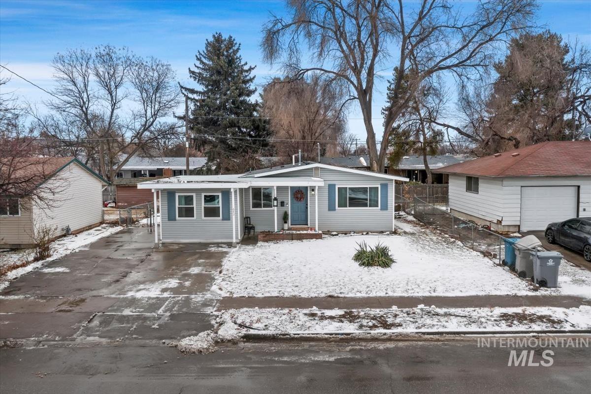 E 10th N, Mountain Home, ID 83647