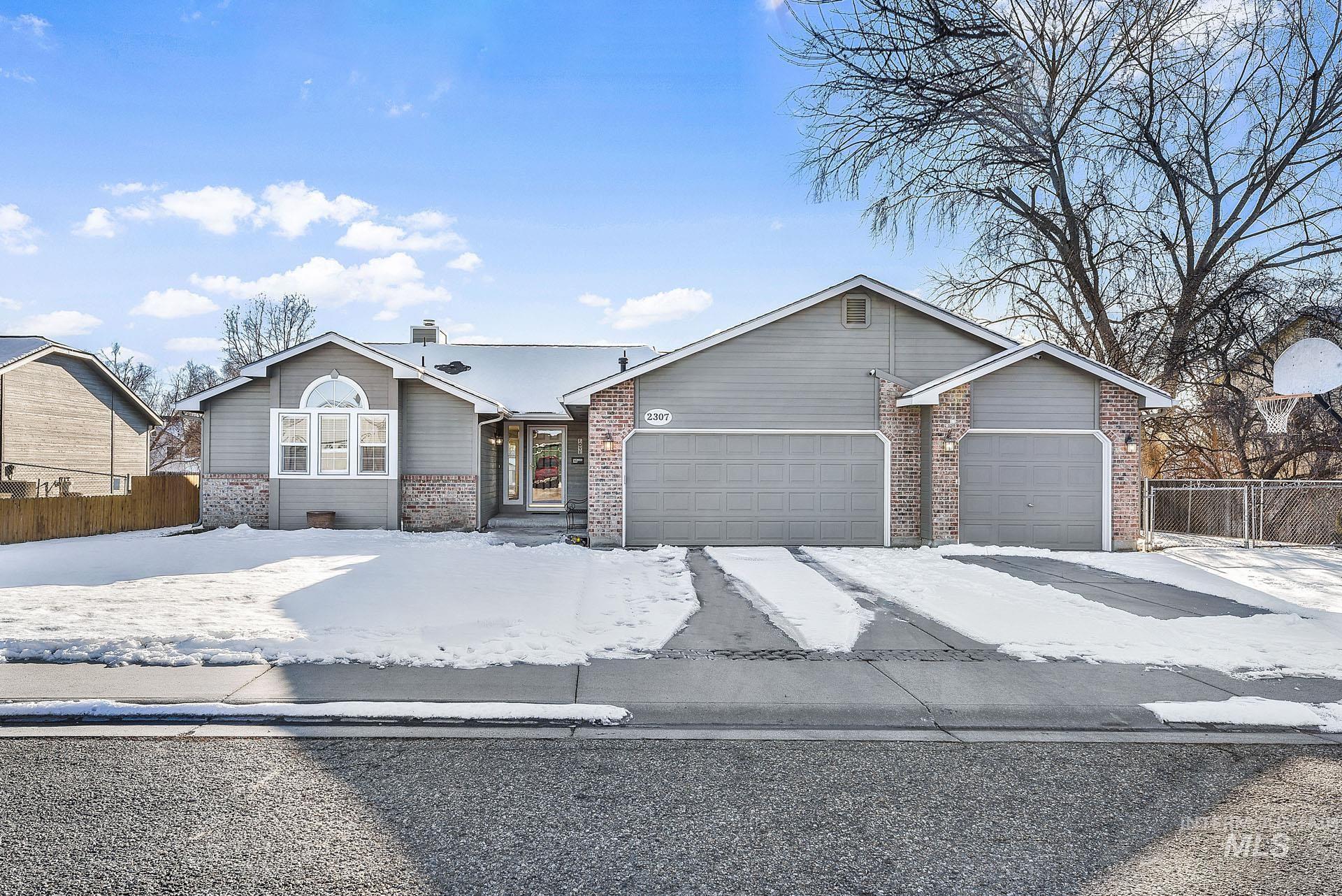 Pisces Dr, Nampa, ID 83651