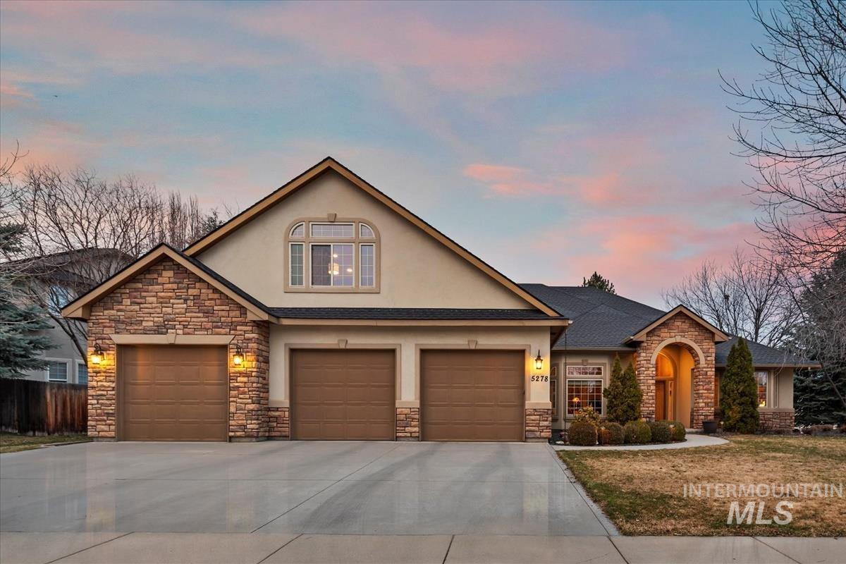 N Brookmeadow Way, Boise, ID 83713