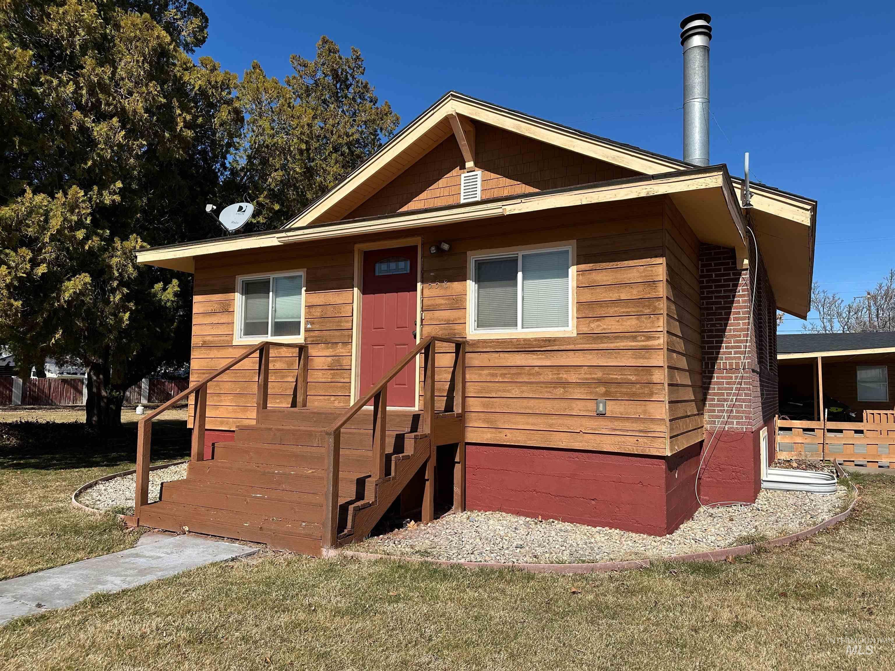 E Garfield Ave, Glenns Ferry, ID 83623