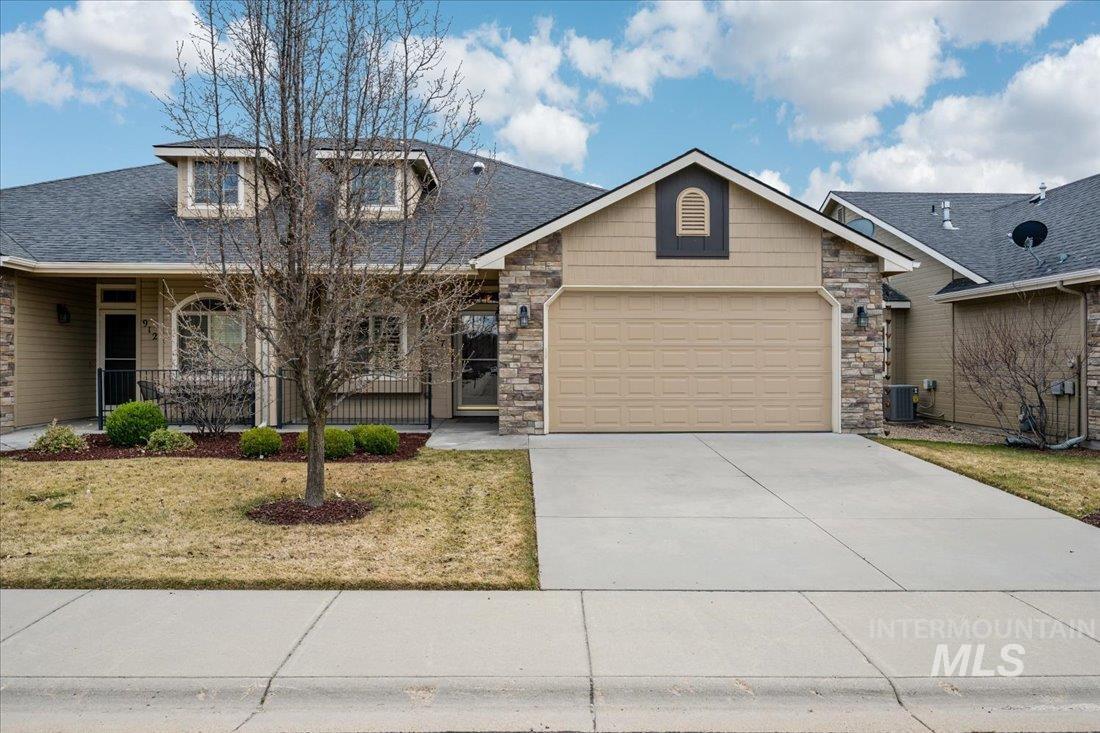 W Steve St, Garden City, ID 83714