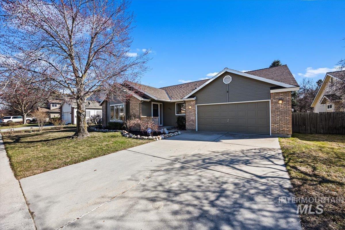 E Revere St, Boise, ID 83706