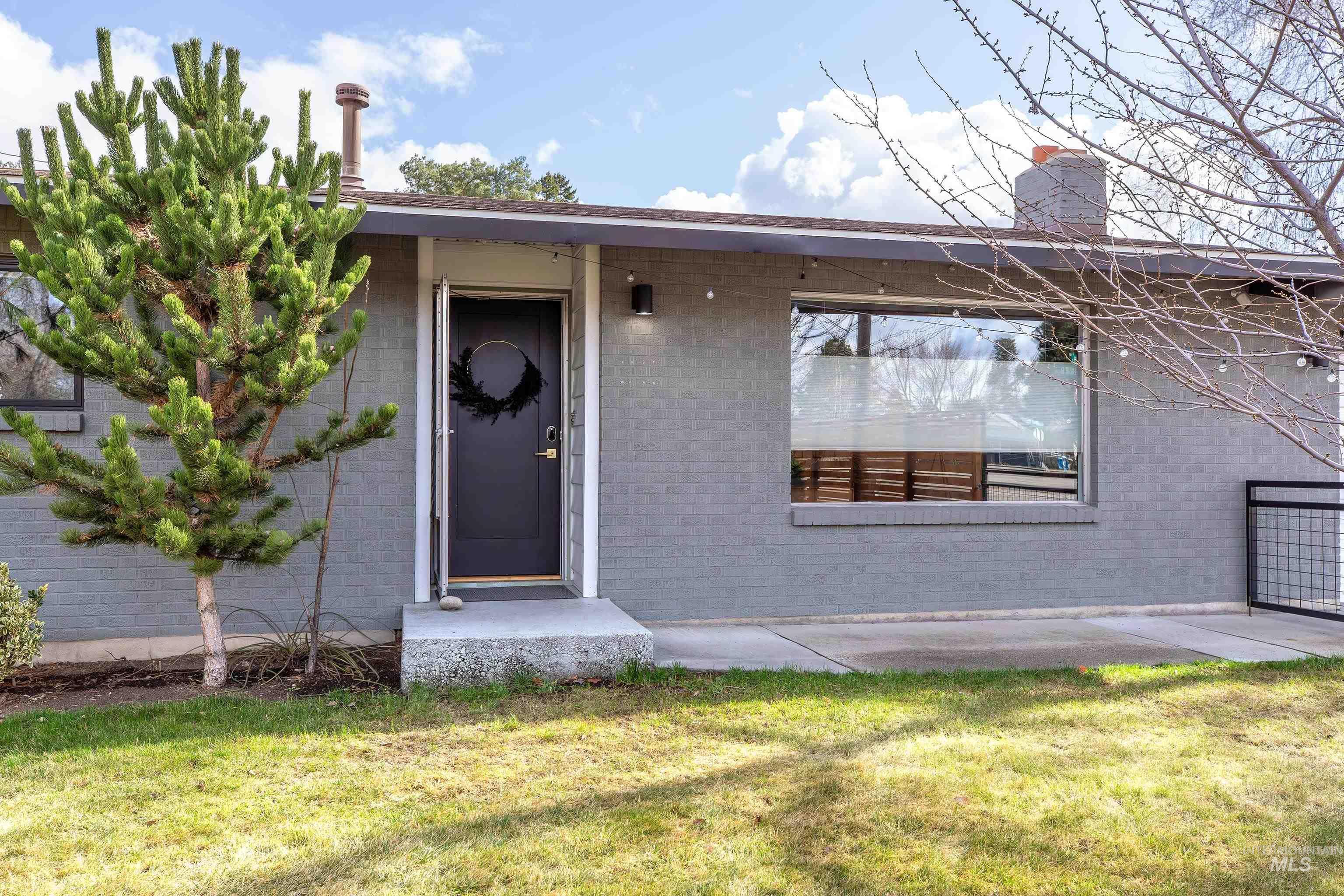 W Greenbrier Dr, Boise, ID 83705